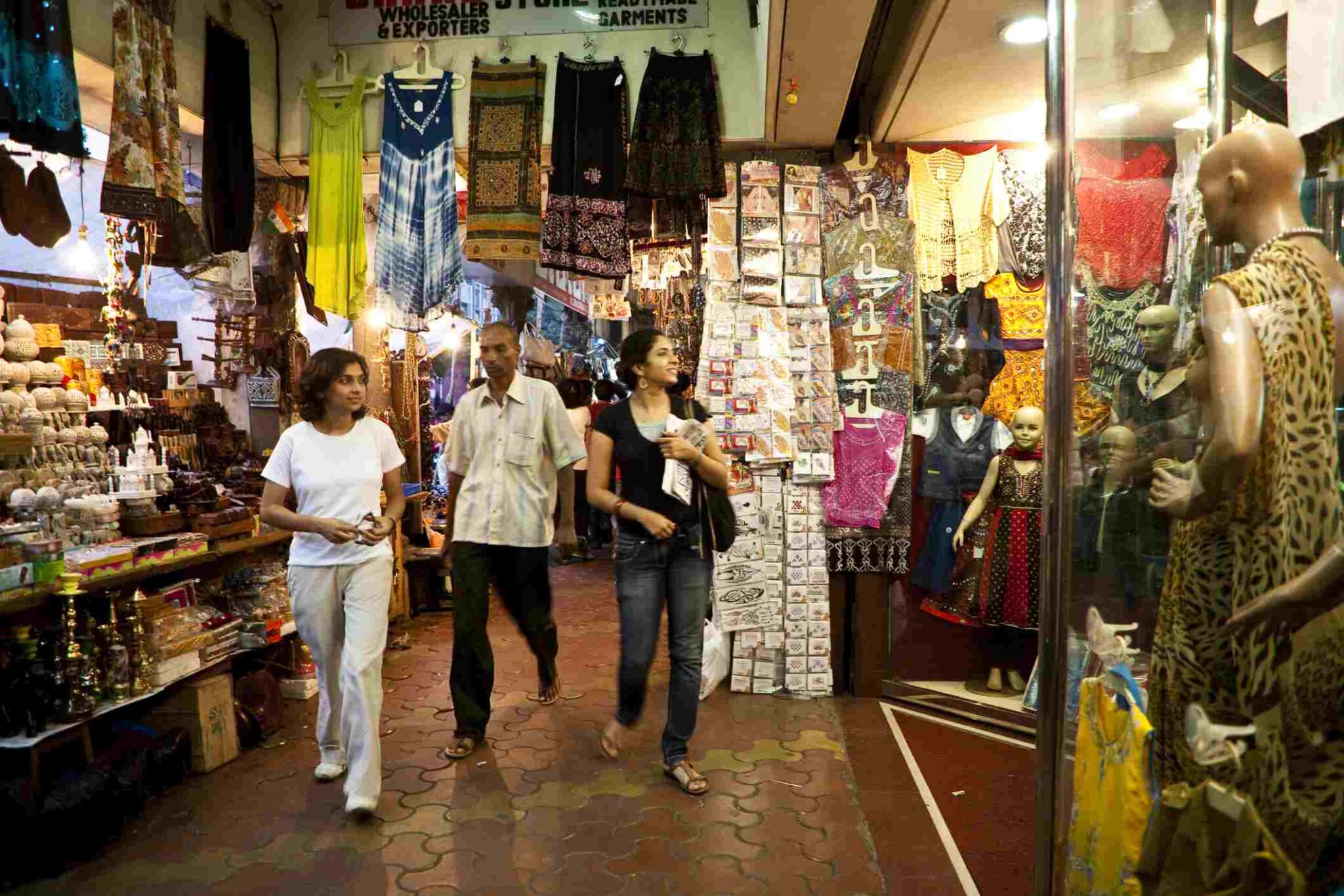 Top 10 Street Shopping Places In India - AirfareBooking